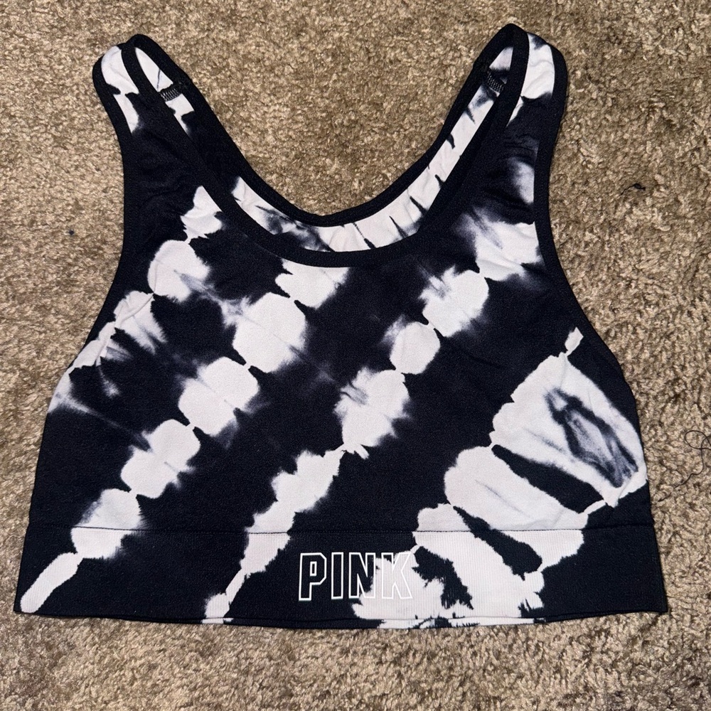 VS PINK seamless black and white pattern tie dye sports bra